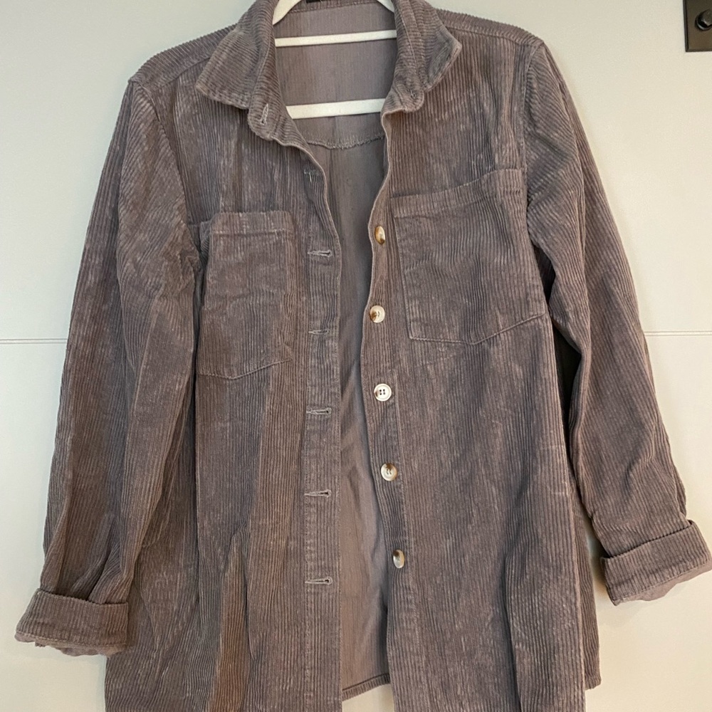 Oversized grey shacket